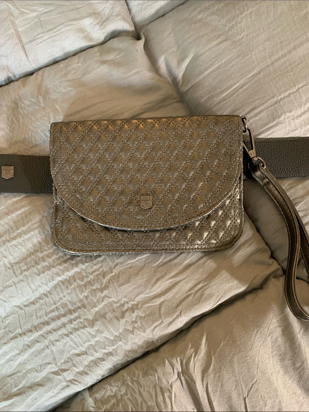 Vince Camuto Quilted Metallic Belt Bag - Metallic Gray